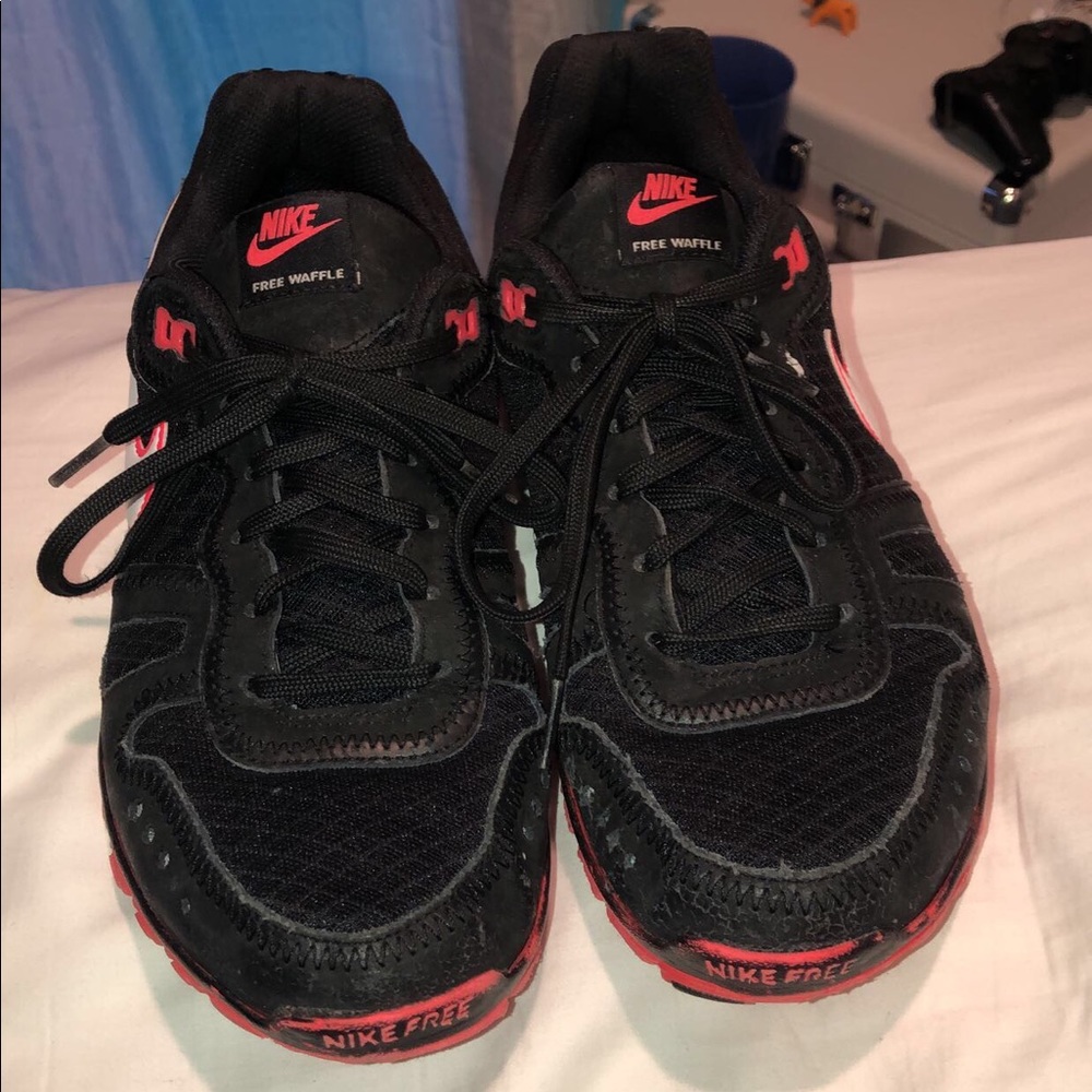 Running shoes